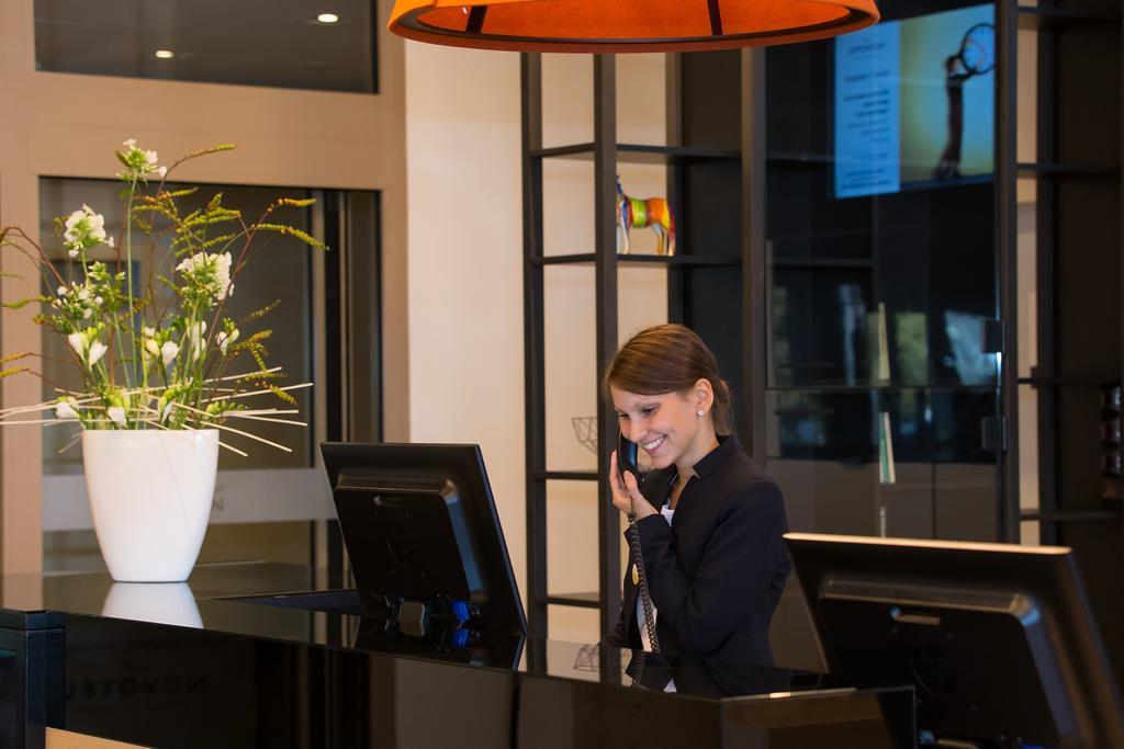 Novotel Wroclaw Centrum Exterior photo